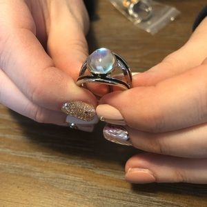 This ring hollas FUN!